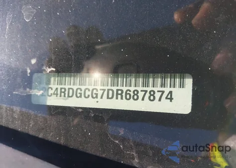 2013 Dodge Grand Caravan Sxt from USA, damaged, VIN 2C4RDGCG7DR687874